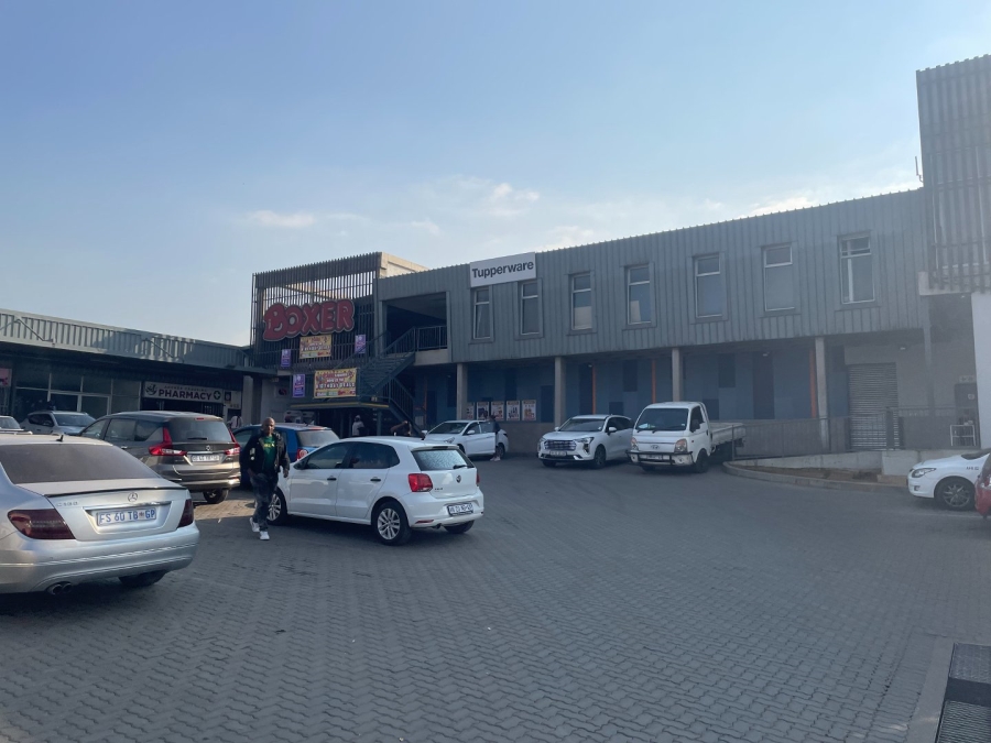 To Let commercial Property for Rent in Kaalfontein Gauteng