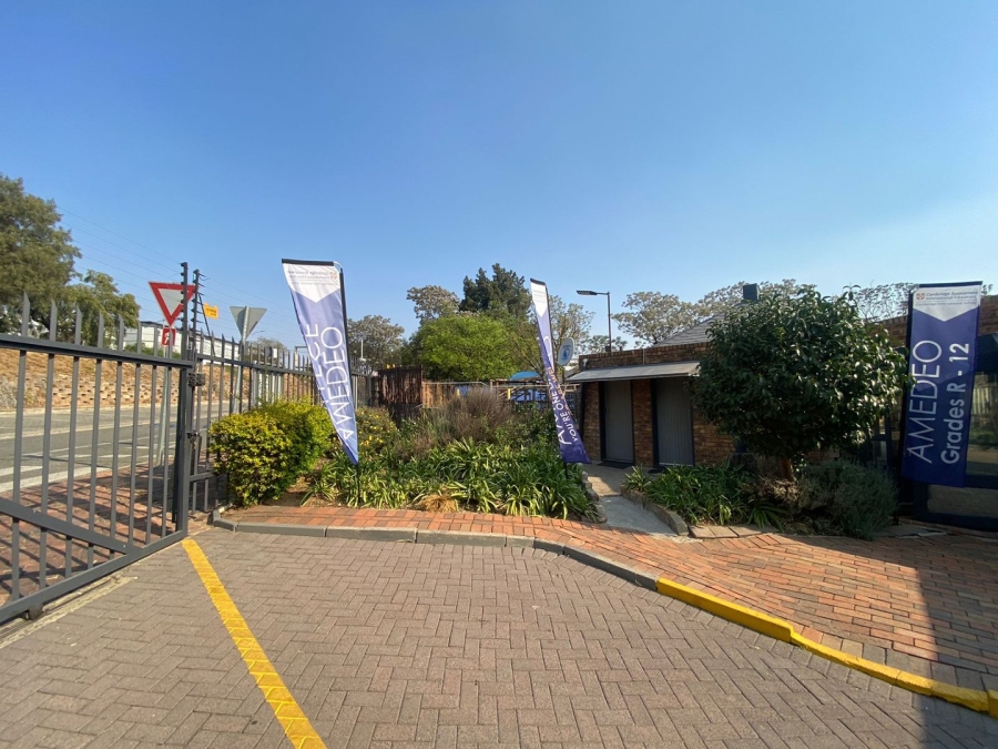 To Let commercial Property for Rent in Rivonia Gauteng