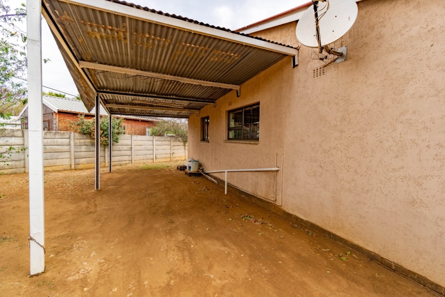 3 Bedroom Property for Sale in Bonaero Park Gauteng