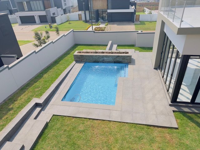 5 Bedroom Property for Sale in Midstream Heights Gauteng