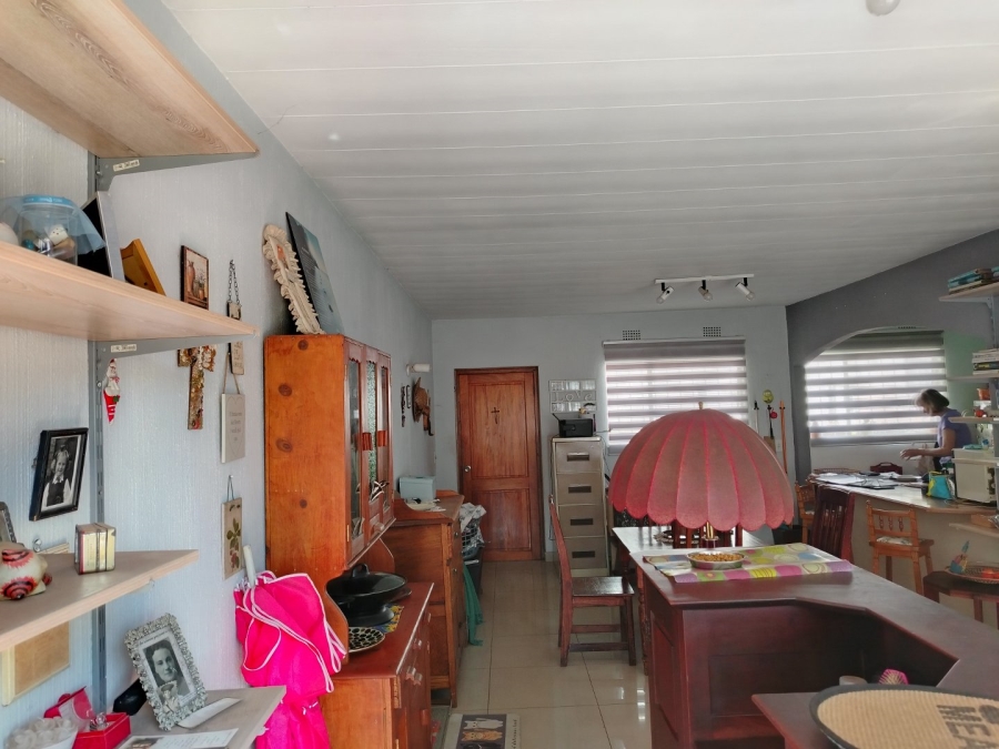 1 Bedroom Property for Sale in Corlett Gardens Gauteng