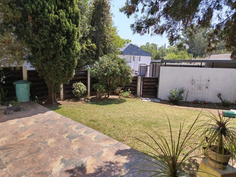 1 Bedroom Property for Sale in Corlett Gardens Gauteng