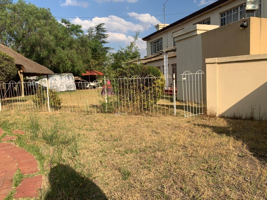 5 Bedroom Property for Sale in Sharon Park Gauteng