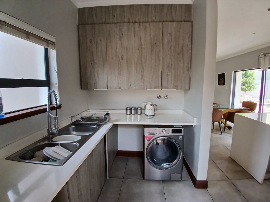 3 Bedroom Property for Sale in Midstream Meadows Gauteng