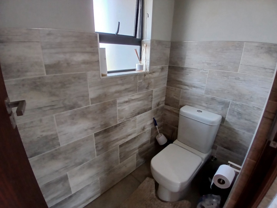 3 Bedroom Property for Sale in Midstream Meadows Gauteng