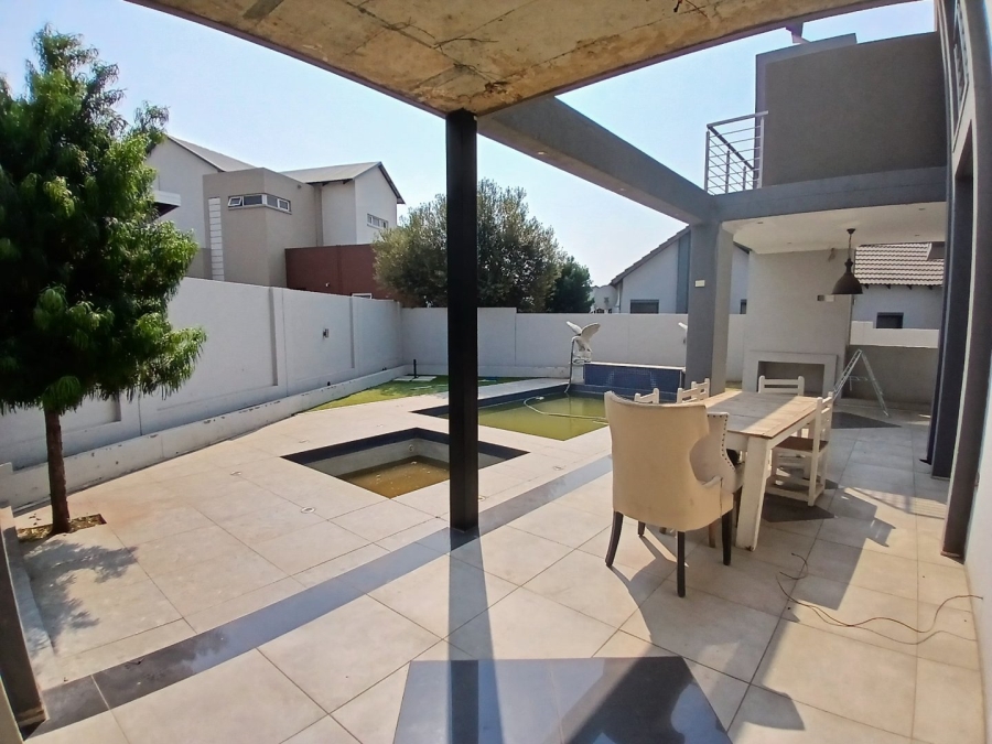 3 Bedroom Property for Sale in Midstream Meadows Gauteng