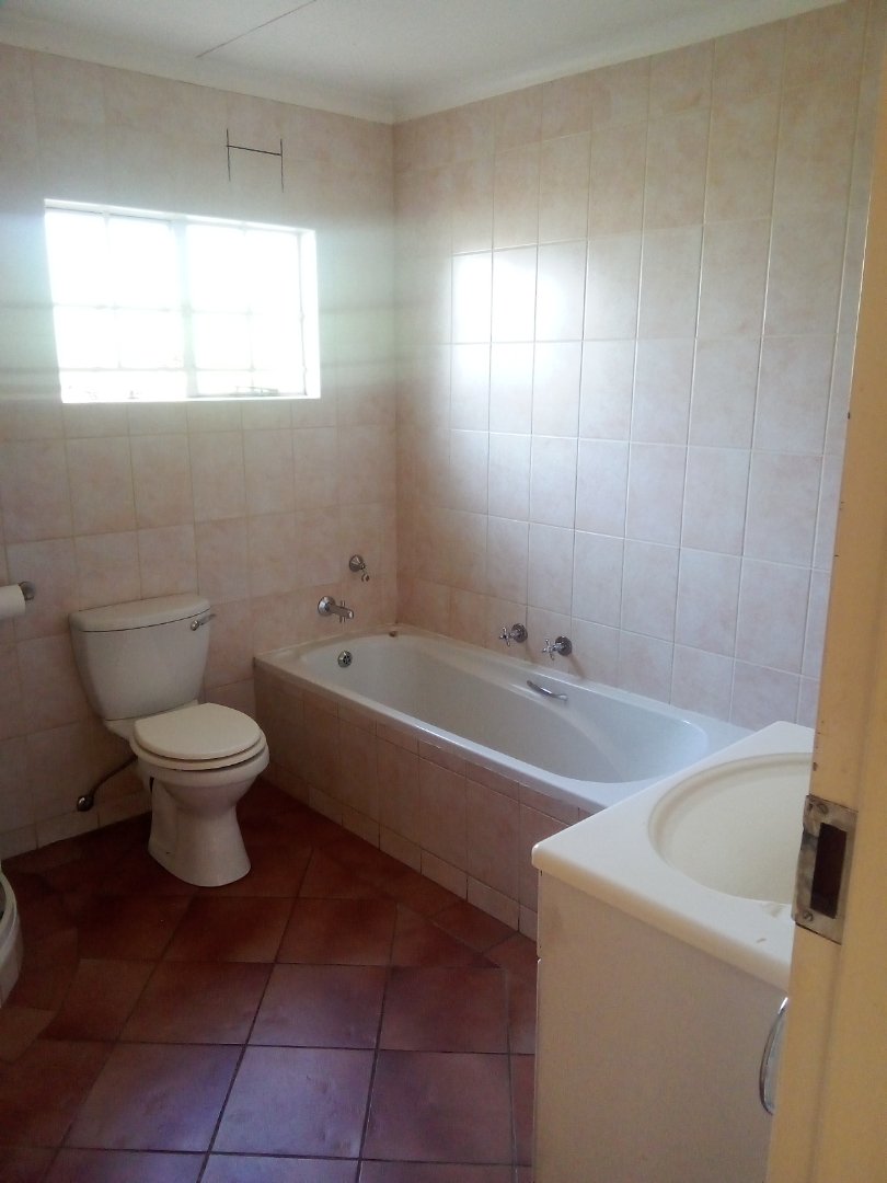 2 Bedroom Property for Sale in Melville Gauteng