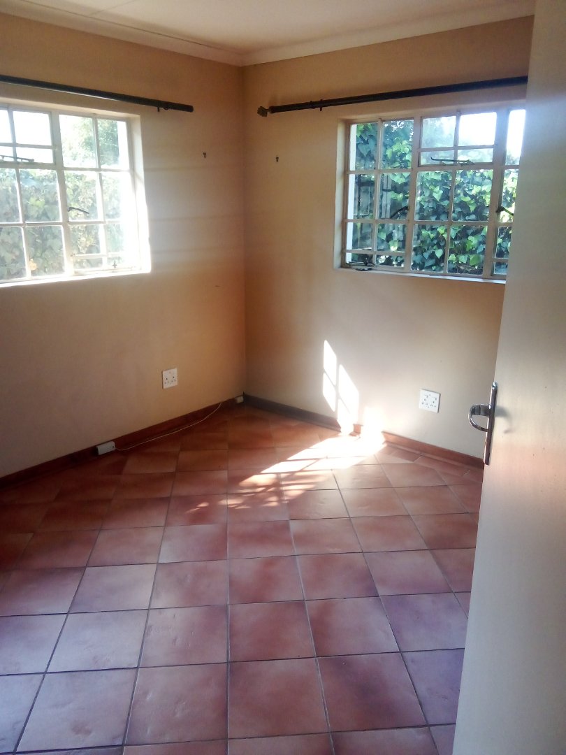 2 Bedroom Property for Sale in Melville Gauteng