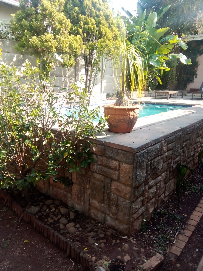 2 Bedroom Property for Sale in Melville Gauteng