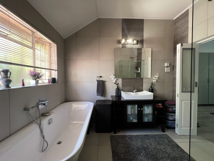 3 Bedroom Property for Sale in Hazelwood Gauteng