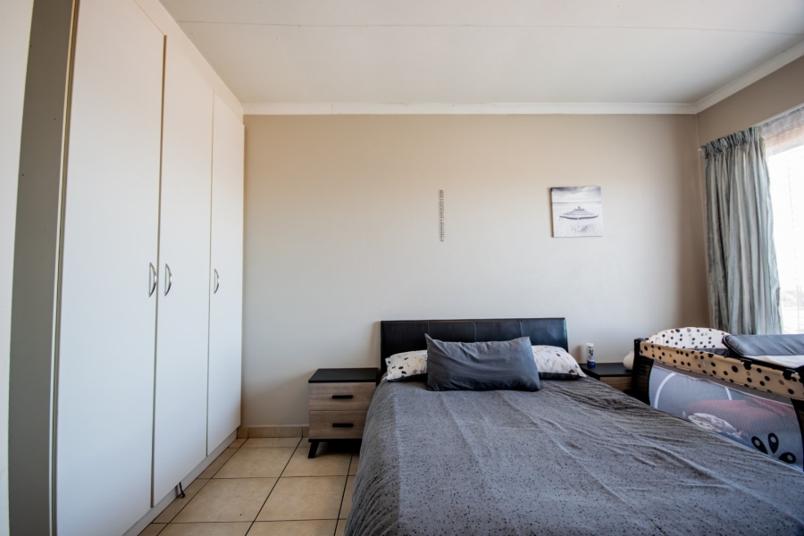 1 Bedroom Property for Sale in Primrose Hill Gauteng