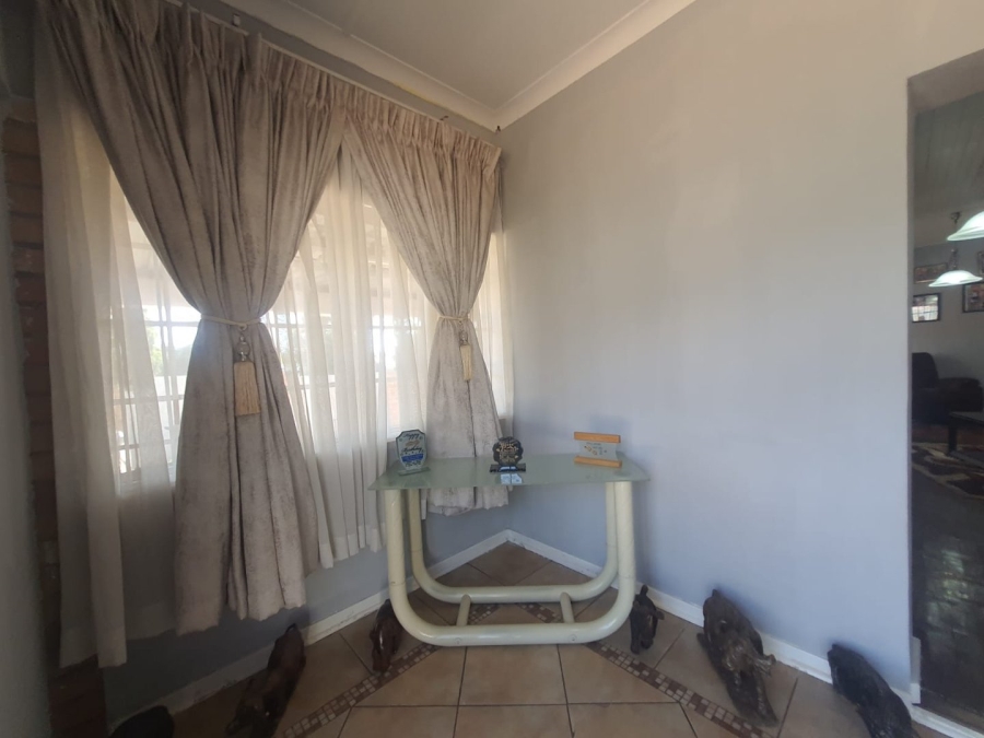 4 Bedroom Property for Sale in Florida North Gauteng