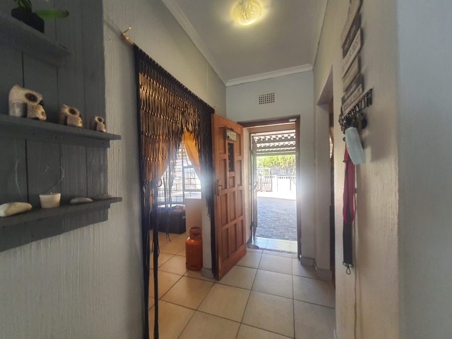 4 Bedroom Property for Sale in Florida North Gauteng