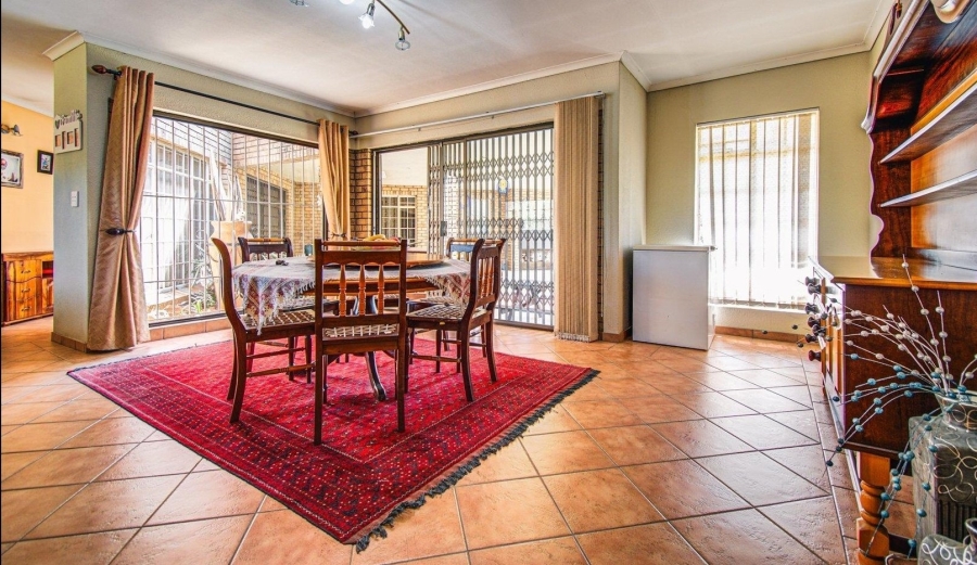 4 Bedroom Property for Sale in Norton Home Estate AH Gauteng