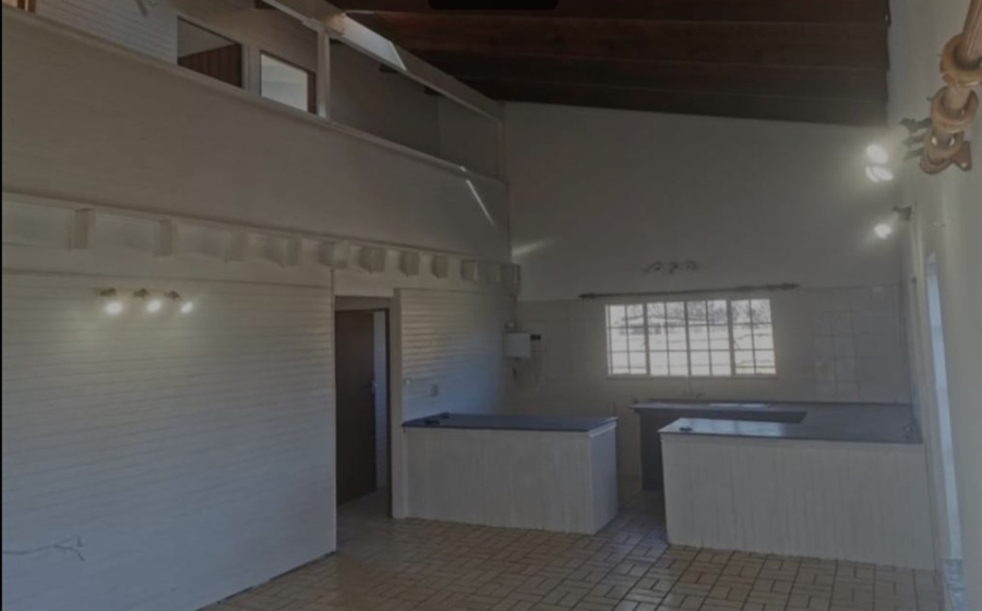 7 Bedroom Property for Sale in Inglethorpe A H Gauteng