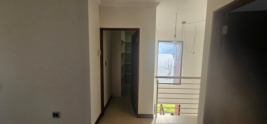 3 Bedroom Property for Sale in Bartlett Gauteng