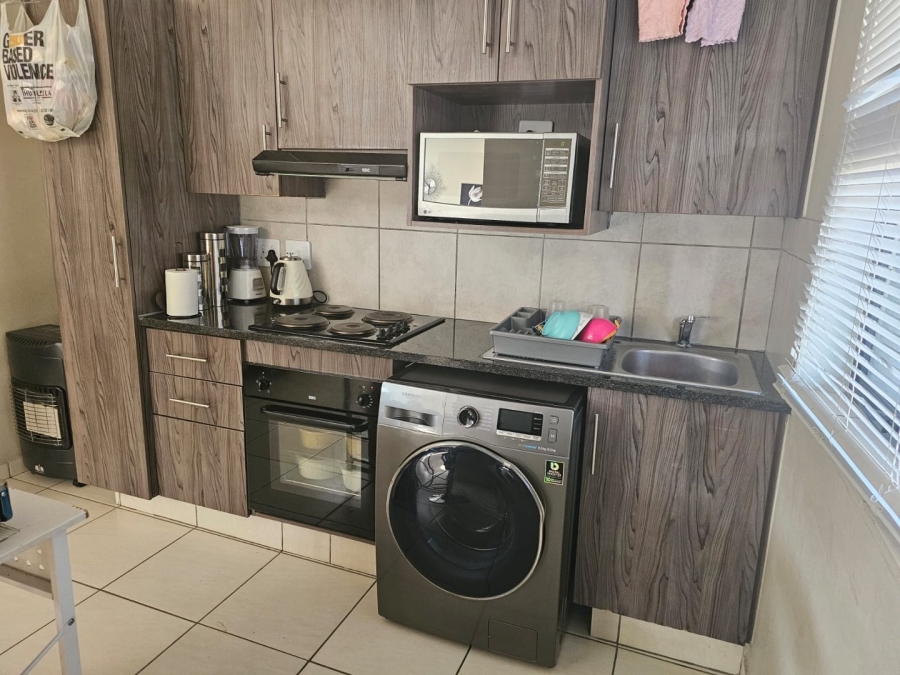 2 Bedroom Property for Sale in Rynfield A H Gauteng