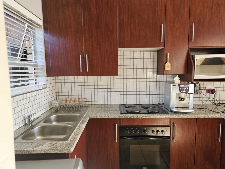 3 Bedroom Property for Sale in Glen Marais Gauteng