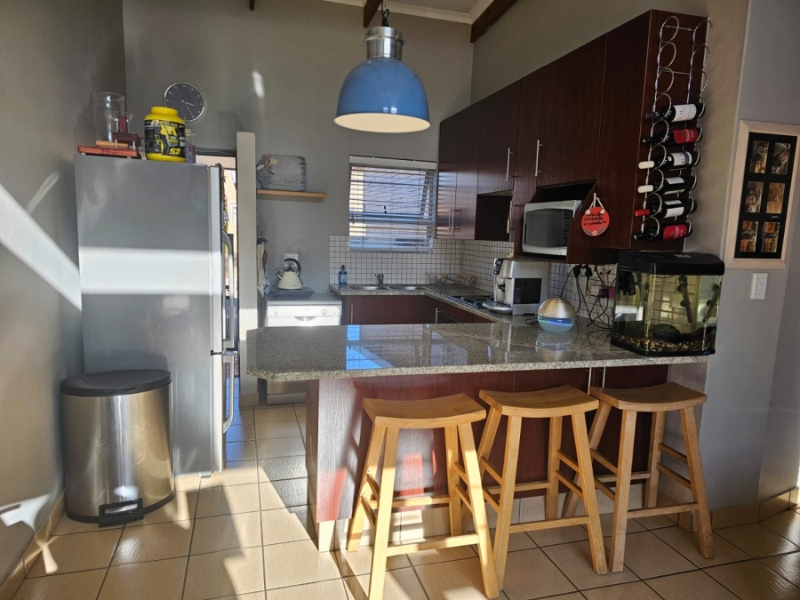 3 Bedroom Property for Sale in Glen Marais Gauteng