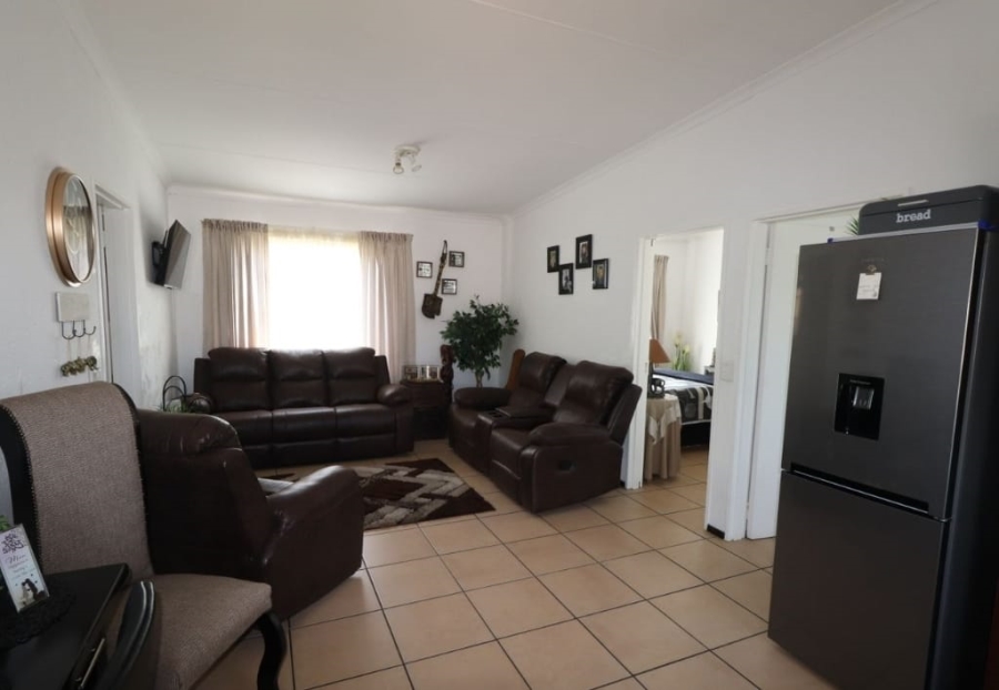 2 Bedroom Property for Sale in Norton Park Gauteng