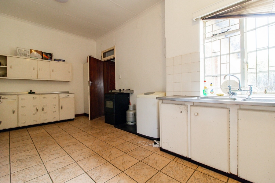 3 Bedroom Property for Sale in Robertsham Gauteng