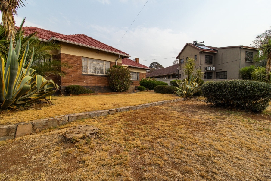 3 Bedroom Property for Sale in Robertsham Gauteng