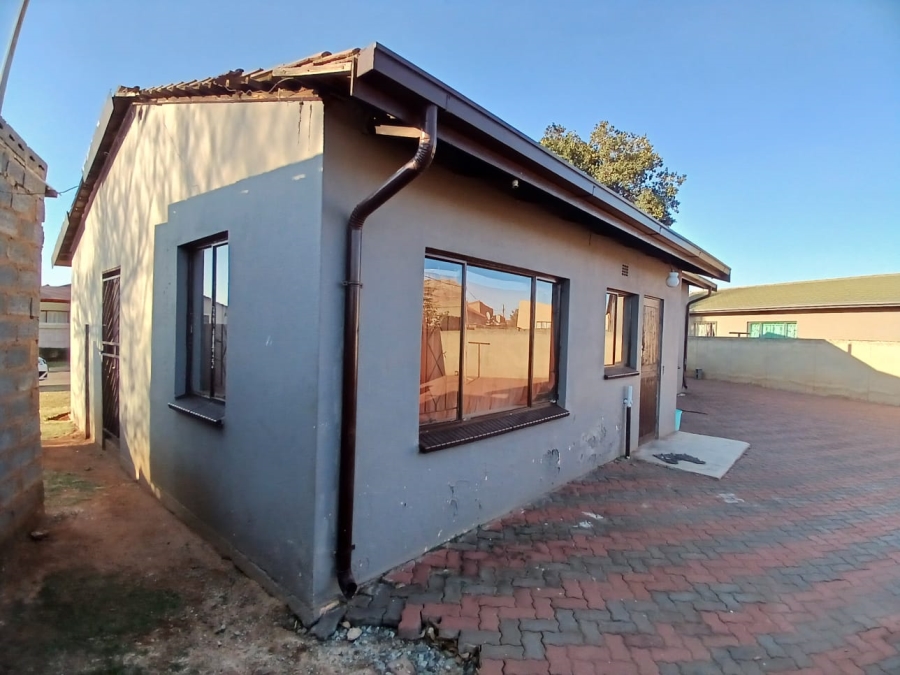 2 Bedroom Property for Sale in East Field Gauteng