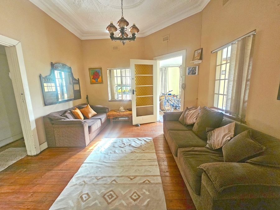 8 Bedroom Property for Sale in Plantation Gauteng