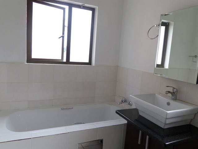 2 Bedroom Property for Sale in Noordwyk Gauteng