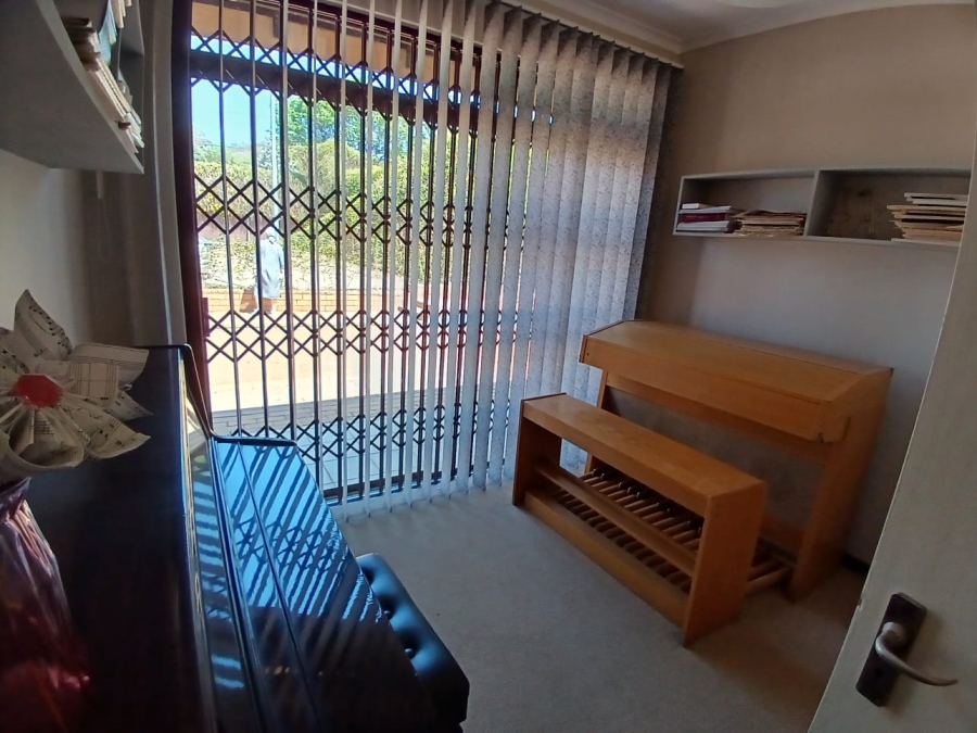 4 Bedroom Property for Sale in Alberante Gauteng