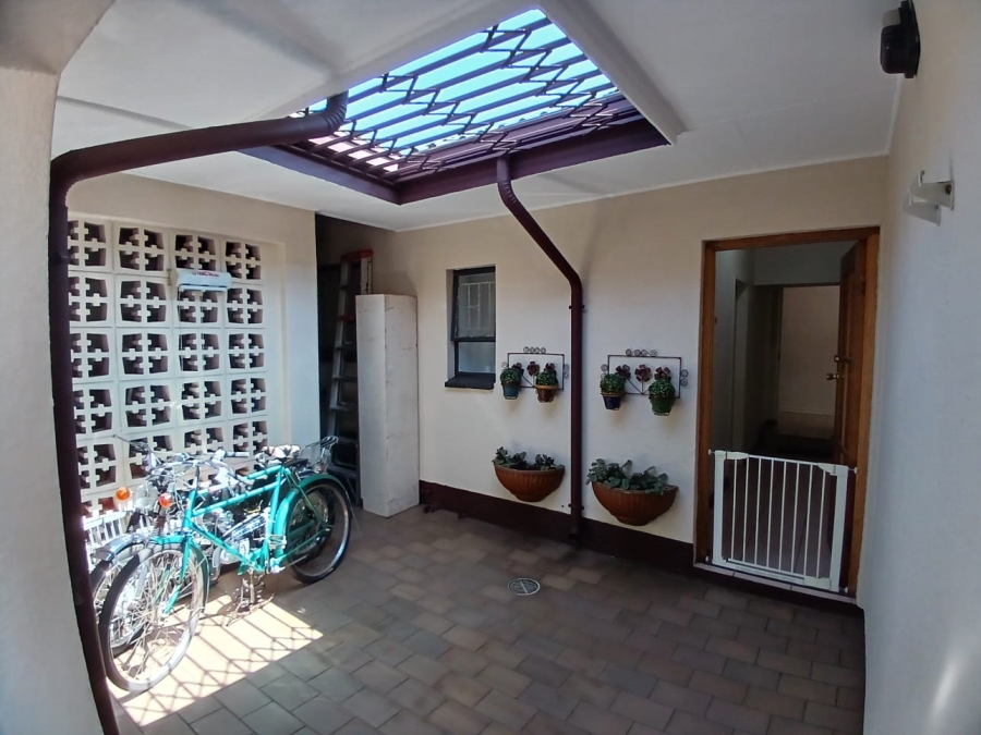 4 Bedroom Property for Sale in Alberante Gauteng