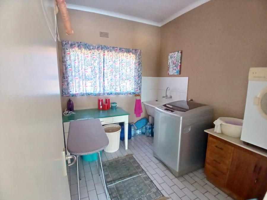 4 Bedroom Property for Sale in Alberante Gauteng