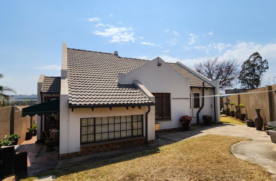 2 Bedroom Property for Sale in Elandshaven Gauteng