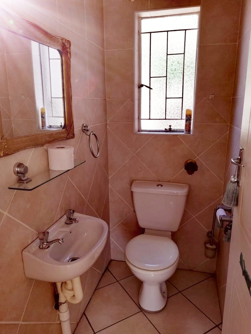 2 Bedroom Property for Sale in Vanderbijlpark SE 2 Gauteng