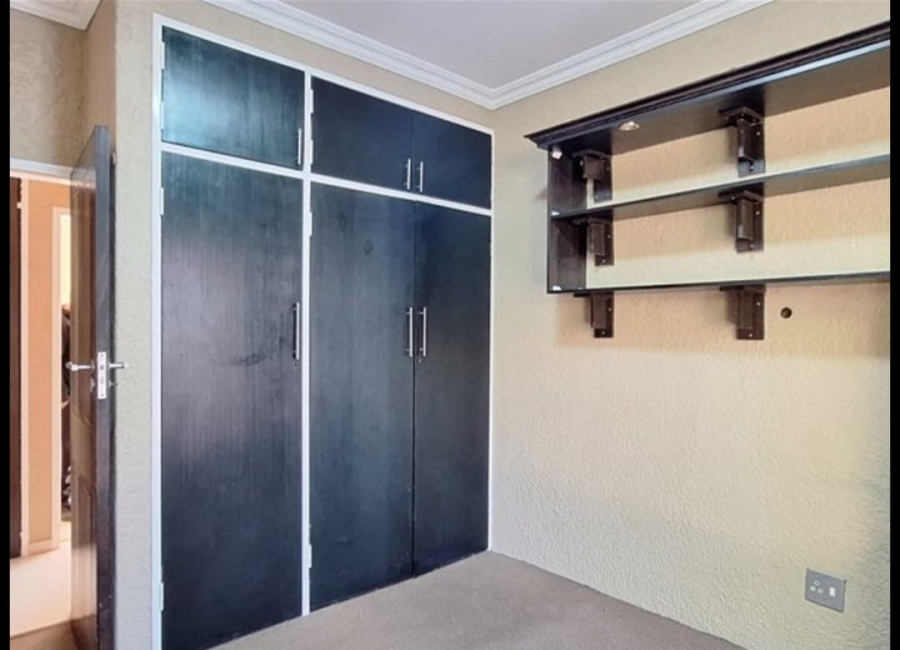 To Let 5 Bedroom Property for Rent in Sunward Park Gauteng