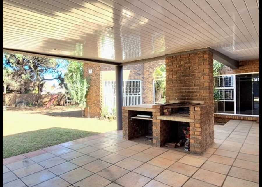 To Let 5 Bedroom Property for Rent in Sunward Park Gauteng