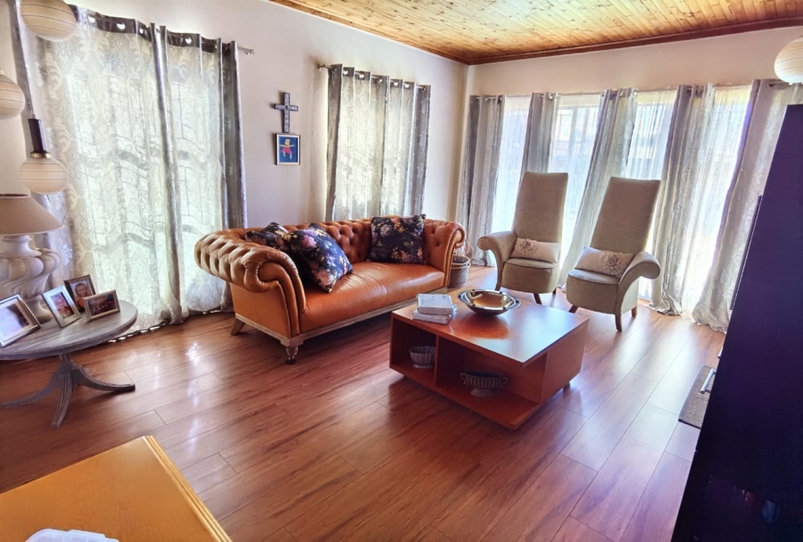  Bedroom Property for Sale in Bester Gauteng