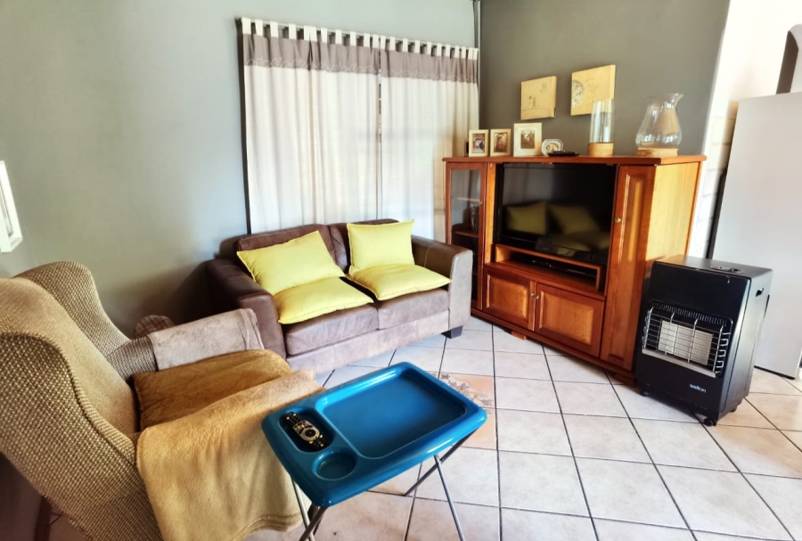  Bedroom Property for Sale in Bester Gauteng