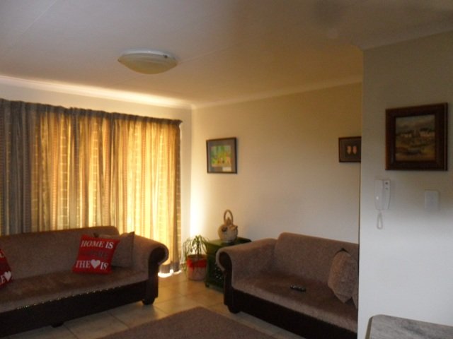 2 Bedroom Property for Sale in Erasmus Gauteng