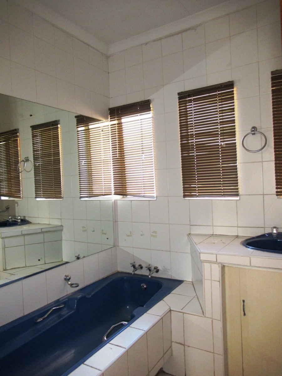 3 Bedroom Property for Sale in Bester Gauteng