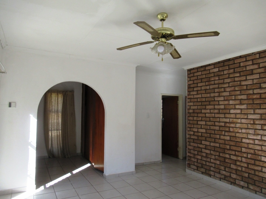 3 Bedroom Property for Sale in Bester Gauteng