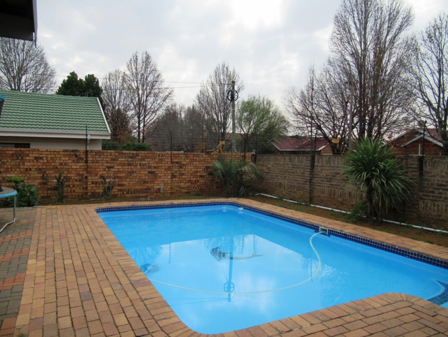 3 Bedroom Property for Sale in Bester Gauteng