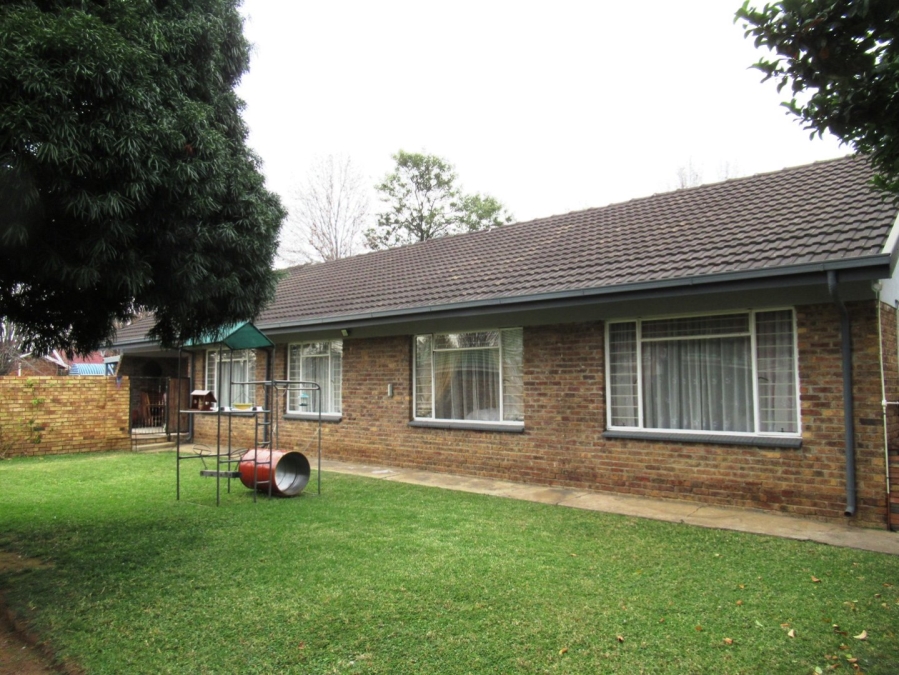 3 Bedroom Property for Sale in Bester Gauteng