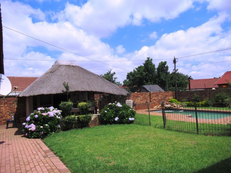 4 Bedroom Property for Sale in Riamar Park Gauteng