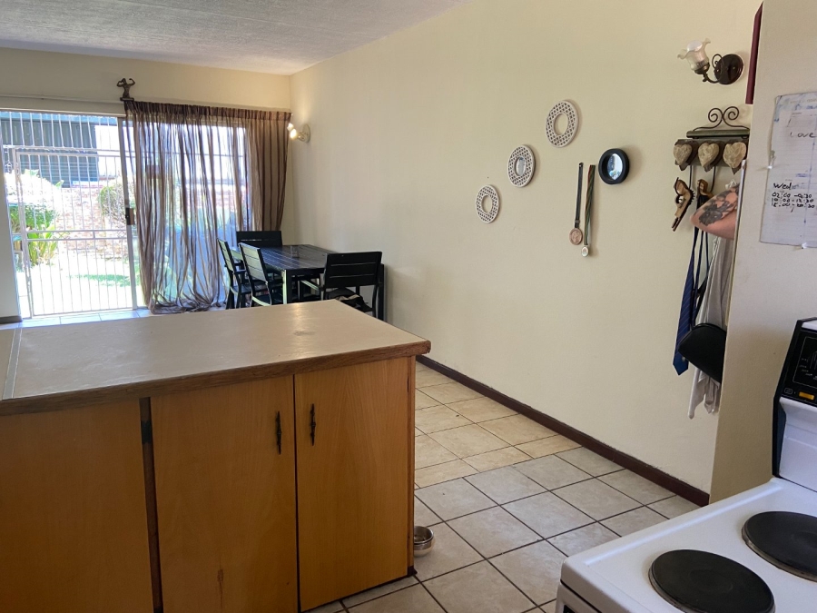 2 Bedroom Property for Sale in The Reeds Gauteng