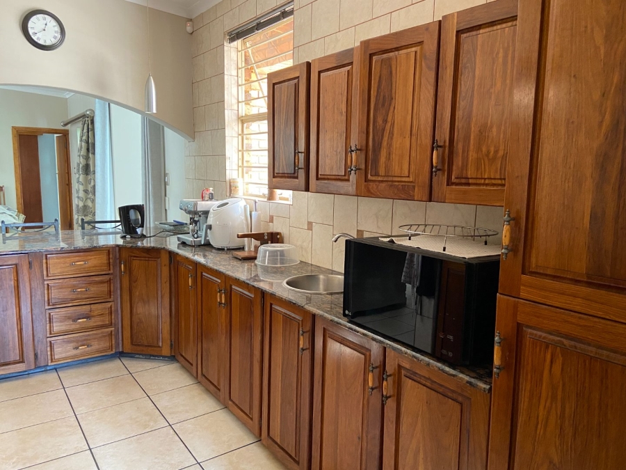 3 Bedroom Property for Sale in Zwartkop Gauteng