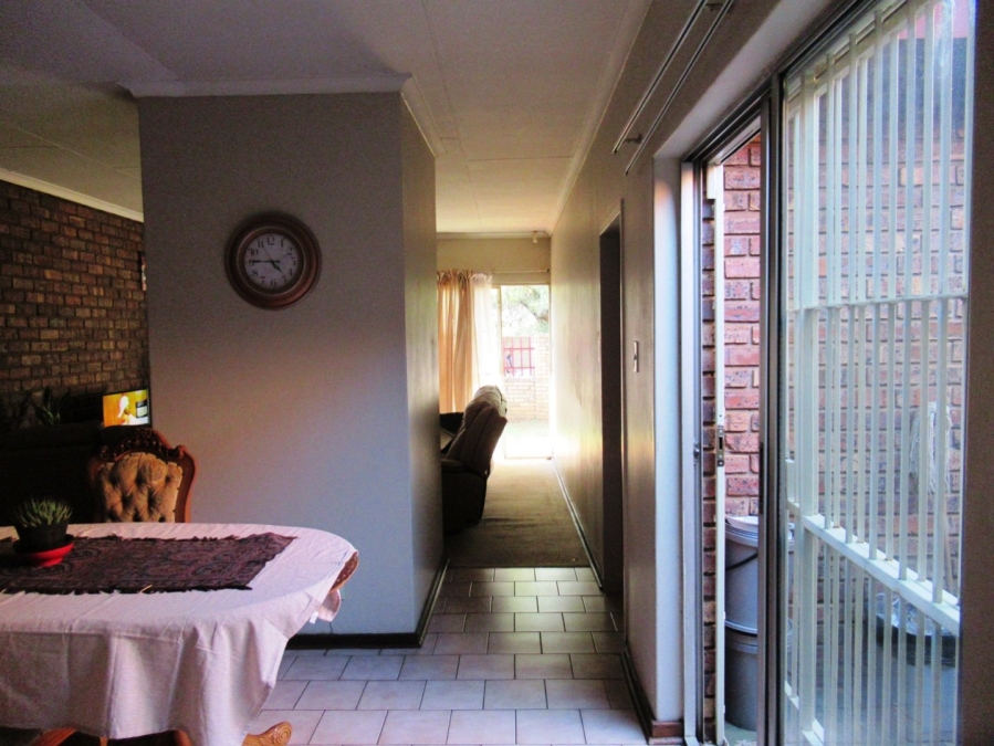 2 Bedroom Property for Sale in Erasmus Gauteng