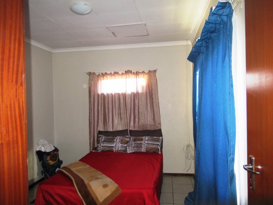 2 Bedroom Property for Sale in Erasmus Gauteng