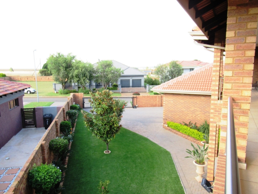 5 Bedroom Property for Sale in Rayton Gauteng