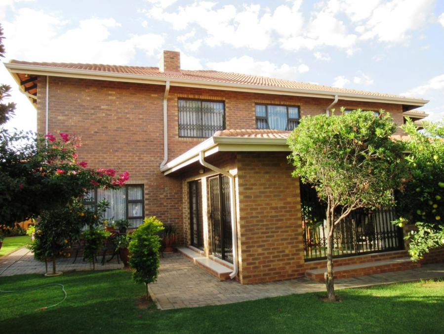 5 Bedroom Property for Sale in Rayton Gauteng